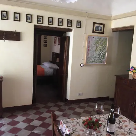 بيت للعطل Entroterra Langa
