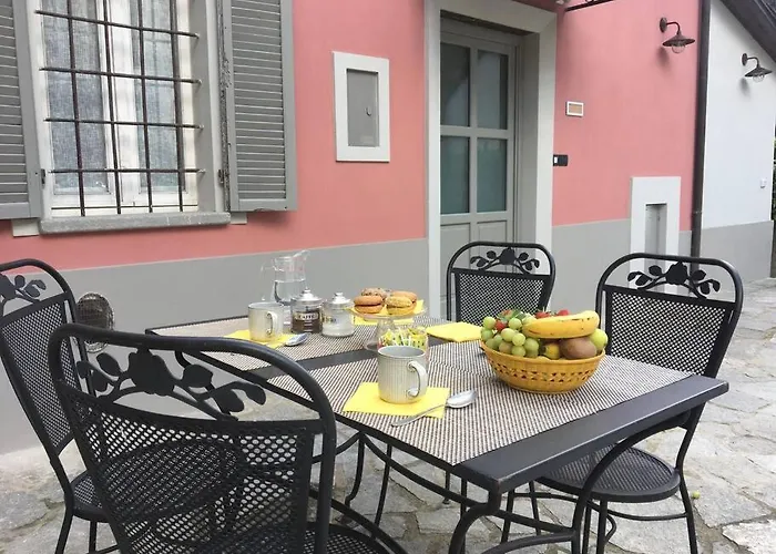 Entroterra Langa * Borgomale