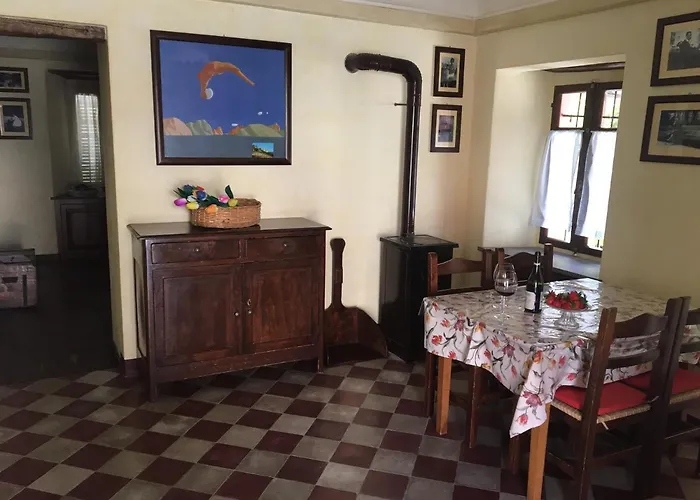 Entroterra Langa * Borgomale