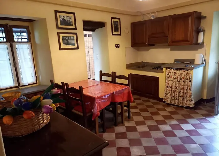 Entroterra Langa Borgomale